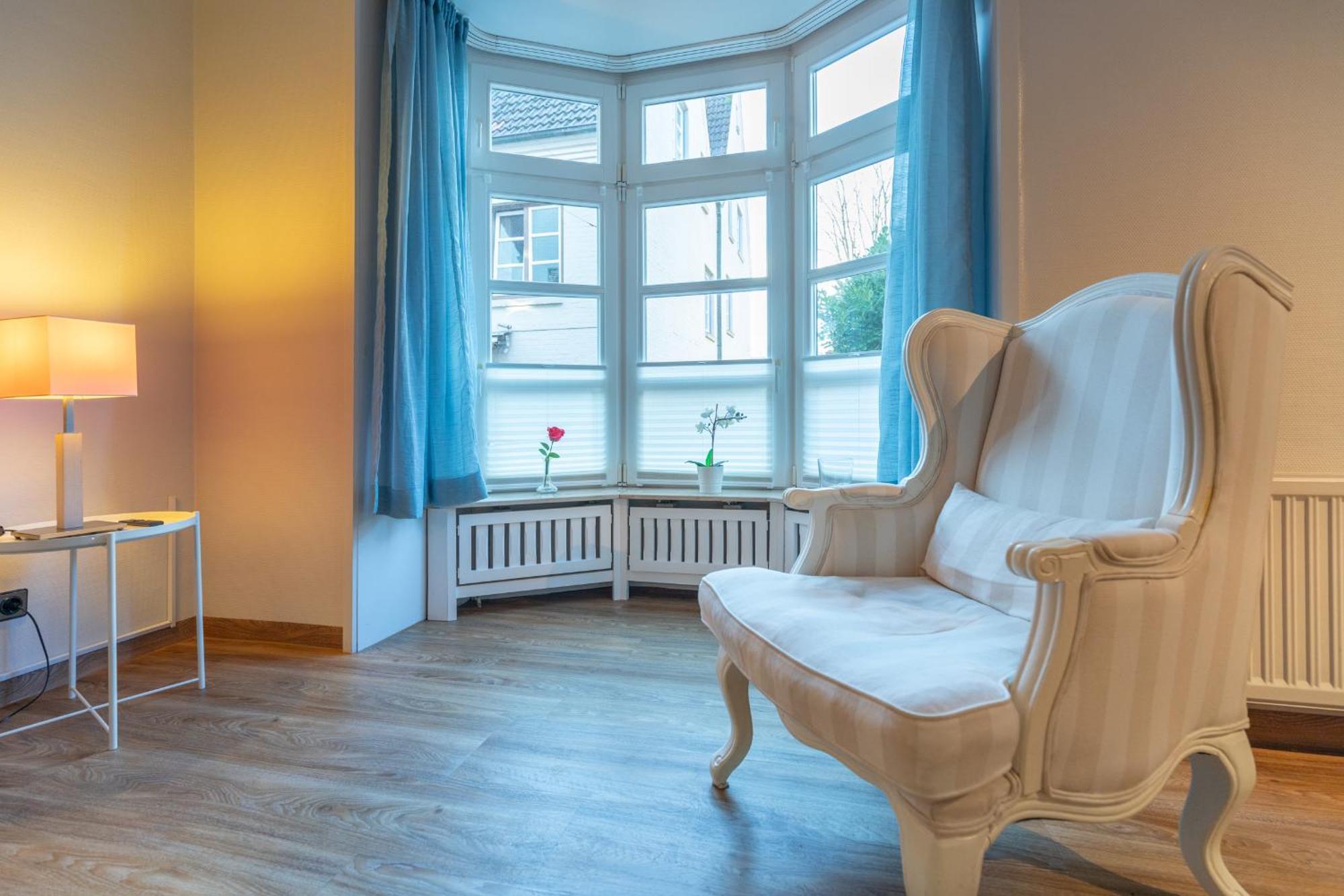 Luette Stuuv Im Schlossgang ฮูซุม ภายนอก รูปภาพ